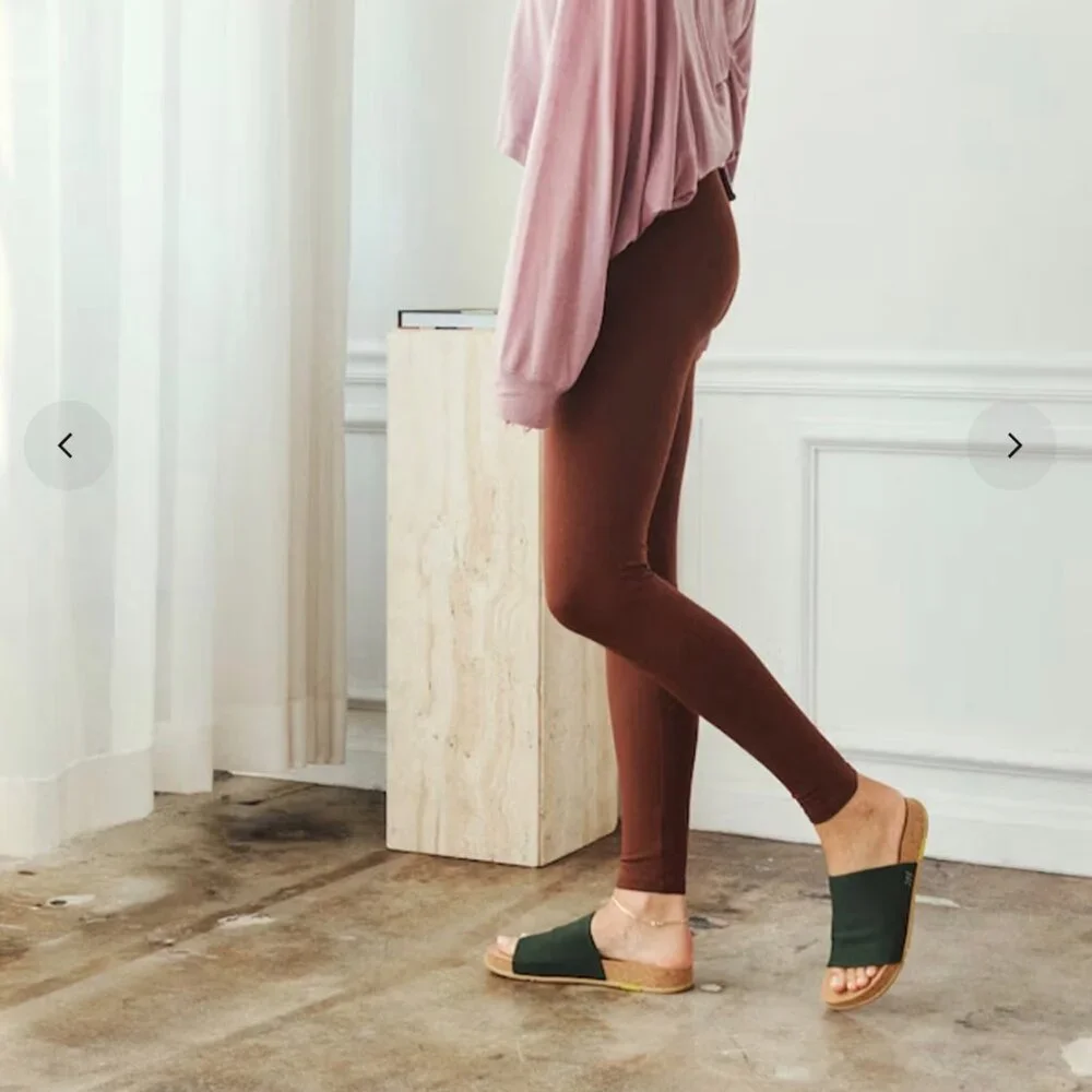 Message Shaw Classic Slide Gwyneth Paltrow olive slip-on cork sandals sz 40 - Picture 2 of 8
